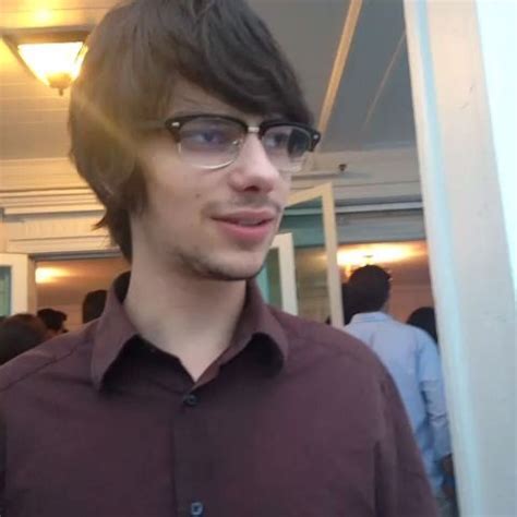 Bostick made his debut film in 2003 with the truth about the head. Pin de lexa en Devon Bostick. | Kawaii, Hermosa