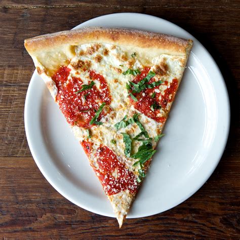 Five Point Pizza Gives A Slice Of Hope To The Room In The Inn Edible