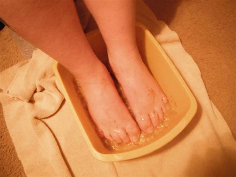 Food Obsession: Banana Foot Scrub and Omelets