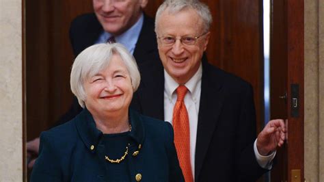 She and her husband, george akerlof, are both keynesian economists who believe that economic this model was a rebuttal to conservatives such as robert lucas, who mandated that flexible wages and. Biden zieht ins Weiße Haus: Das bunteste Regierungs-Team ...