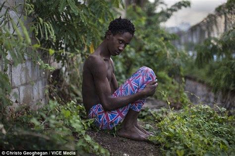 Gully Queens Of Jamaica Gay Community Who Live In A Storm Drain Jamaica Living In Jamaica
