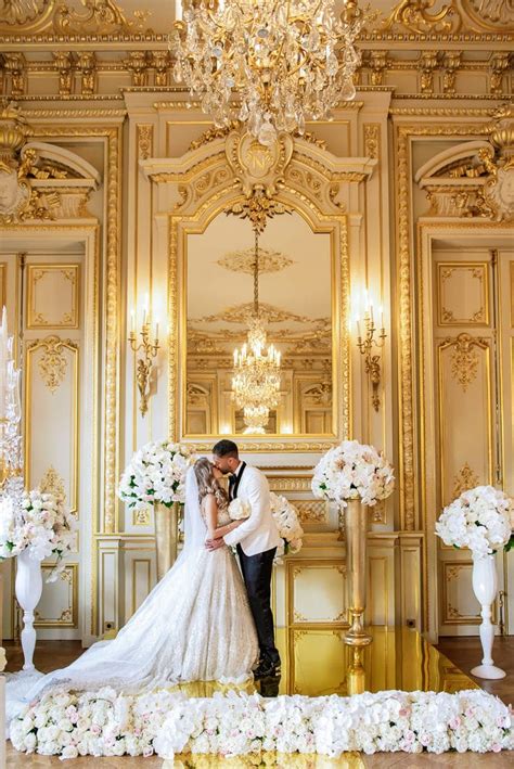 Paris Elopement Photographer Wedding Photography Services