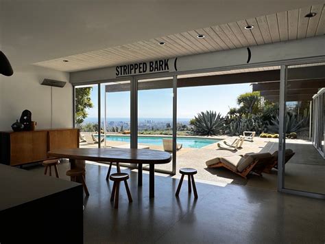 Photo 11 of 16 in See this An Iconic Richard Neutra-Designed Home With