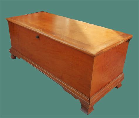 Uhuru Furniture And Collectibles Vintage Cedar Chest Reduced 95 Sold