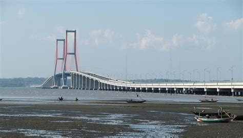 Asal Usul Sejarah Pembangunan Jembatan Suramadu Jembatan Terpanjang Di
