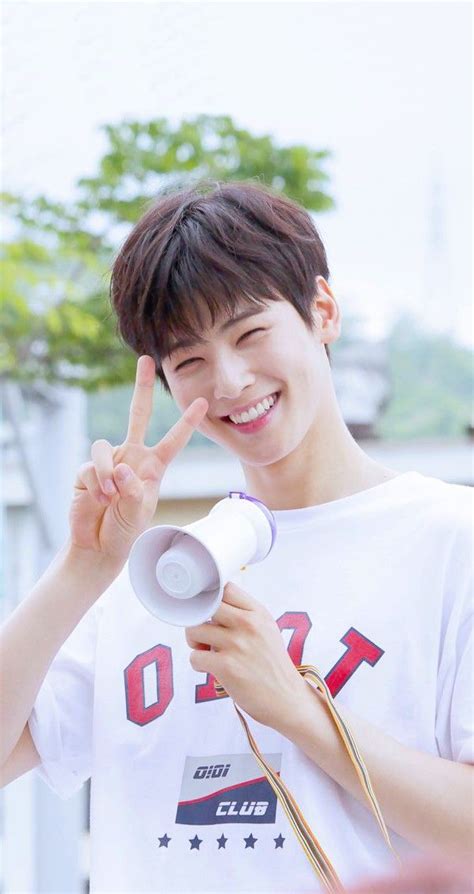 Check out my id is gangnam beauty make fans believe that cha eunwoo and im soohyang are dating in real life. Pin by pratz on Eunwoo (ASTRO) | Cha eun woo, Cha eun woo ...