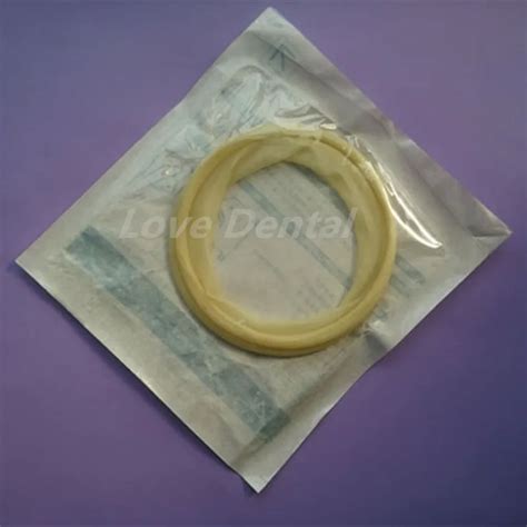 Grinigh M Size Non Latex Rubber Dam And Mouth Gag Lip And Cheek Oral Retractor Dental
