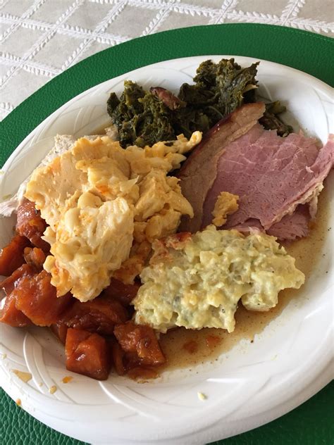 A southern christmas menu and collection of christmas recipes, all from deepsouthdish.com. Soul food that my family cooked😍 | Pretty food, Soul food ...