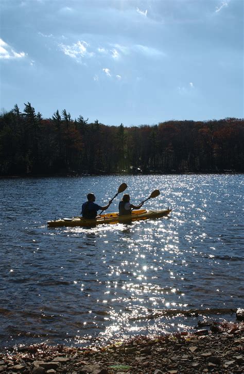 Deep creek lake offers a multitude of recreational options including boating, family activities, fishing, guide services, kayaking, swimming and water sports.view our detailed map deep creek lake state park has a public boat launch that is open 24 hours a day, weather permitting, and the park has a. Deep Creek Lake - Enjoy hiking, bicycling, picnicking ...