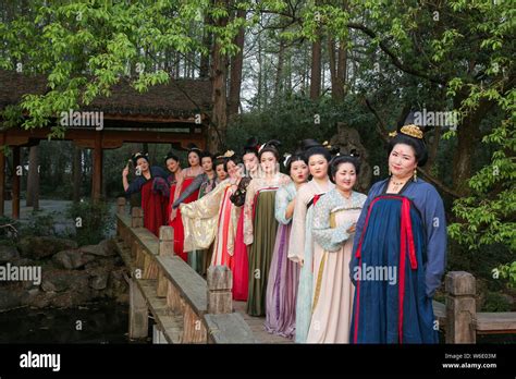 Chinese Women Dressed In Han Chinese Clothing That Imitates The Style