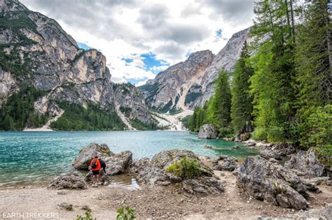 Best Way To Visit Lago Di Braies Helpful Tips And Photos Earth Trekkers