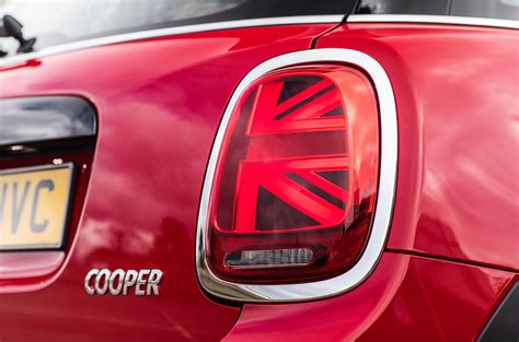 Mini Cooper 5dr 2018 Uk First Drive Autocar