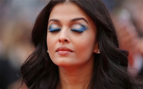 Download Wallpapers Aishwarya Rai 4k Bollywood Portrait Indian Actress Fashion Model