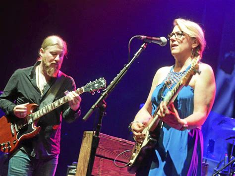 Tedeschi Trucks Band Wheels Of Soul Tour With Los Lobos Tickets 30th July Red Rocks