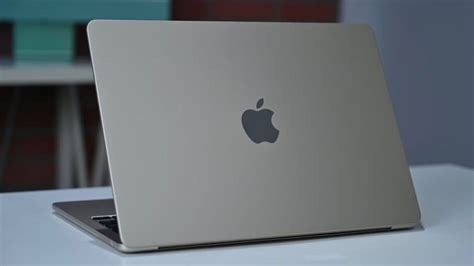 Apple Novo Macbook Air Com Ecrã De 155 Polegadas Provavelmente Na