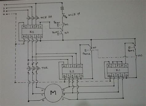 A simple explanation of star delta starter. WIRING DIAGRAM STAR-DELTA CONNECTION IN 3-PHASE INDUCTION MOTOR | ELECTRICAL WORLD: WIRING ...