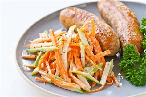 Imagine a sausage patty made from chicken that's just as tender, juicy, and flavorful by the way, most chicken apple sausage recipes call for some kind of sugar to be added, but i really don't think it's necessary, thanks to the natural. Chicken Sausage with Apple Slaw - Steamy Kitchen Recipes