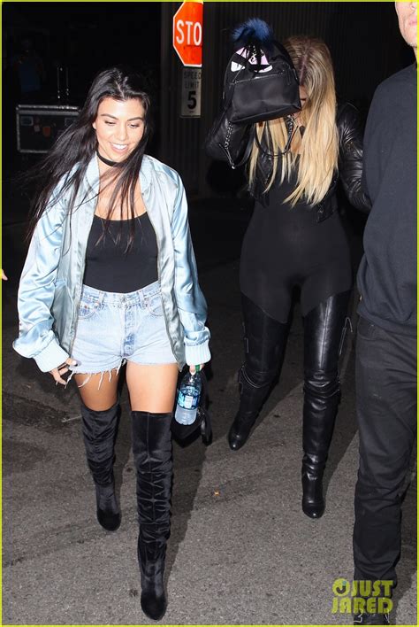 Khloe And Kourtney Kardashian Hit Up Beyonce S Pasadena Show Photo 3656336 Beyonce Knowles