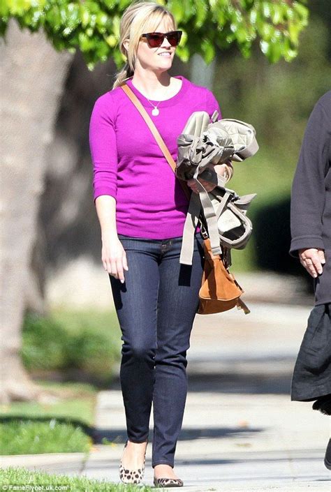 Spot The Difference Reese Witherspoon Steps Out With Lookalike Daughter Ava And Baby Son