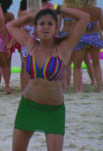 Actress Nayanatara Bikini Gif Movieezreel Blogspot Com