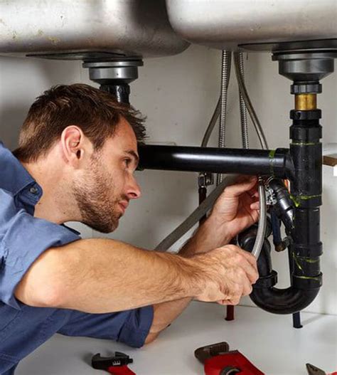 Tips On How To Avail The Services From Emergency Plumber My Decorative