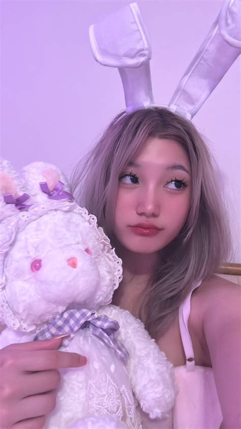 lia ୨୧ on Twitter RT meowwmeii 2 bunnies 4u bunnygirl