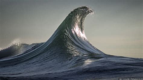These Gifs Of Endlessly Looping Waves Will Soothe Your Battered Soul
