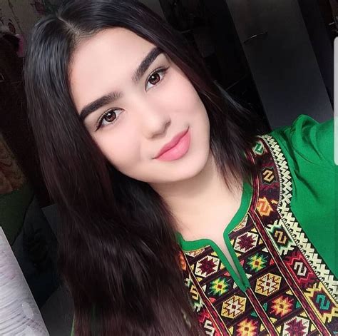 Туркменка Turkmen girl Turkmenistan Kızlar Kıyafet