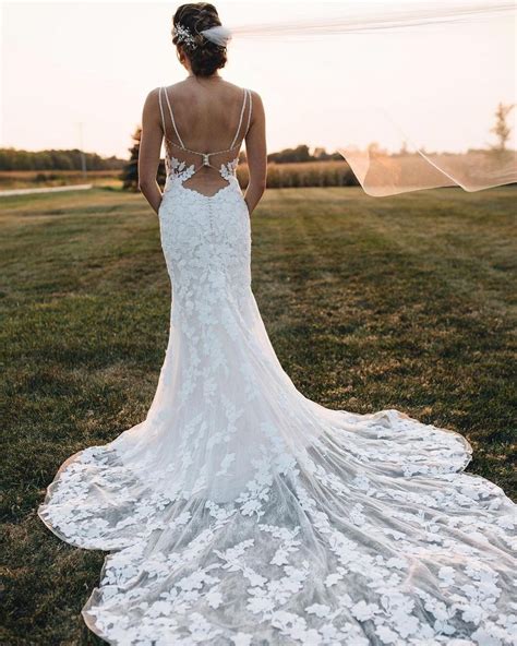 Country Style Wedding Dresses Inspiration