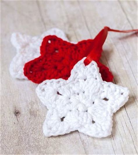 If you are looking to make some of the best holiday decor around, think diy christmas decorations this year. 23 Easy Christmas Crochet Patterns ...
