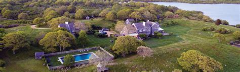 Jackie Kennedys Marthas Vineyard Estate Is On Sale For 65 Million