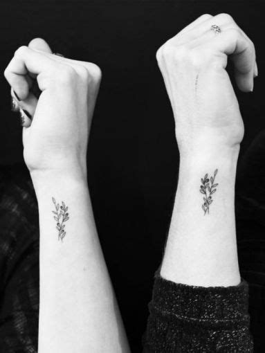 Tatuajes Para Mamá E Hija 15 Ideas Mini Para Que Convenzas A Tu Mamá