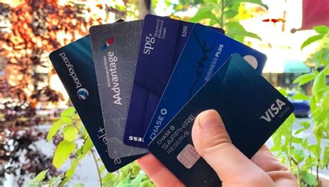 How To Choose The Best Travel Credit Card For You