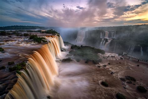 Iguazu Falls Brazil Catching The Last Glimpse Of Light Pics