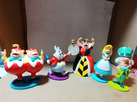 Disney Store Alice In Wonderland Figurine Playset Characters Alice In Wonderland