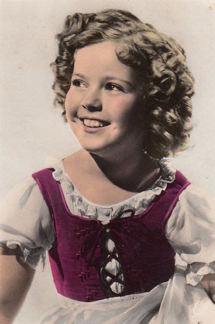 Shirley Temple Great Smile And Dimples Shirley Temple Shirley Temple Black Temple Movie