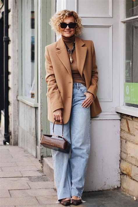 With an incredibly soft handfeel, this luxurious fabric was woven in italy and is sure to impress in an extremely flattering fit. Pin on Loose fit jean