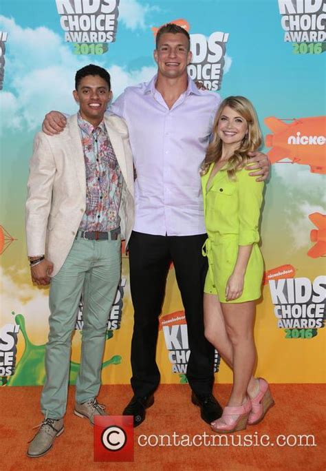 Rob Gronkowski Nickelodeon Kids Choice Awards 2016 Arrivals 3