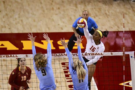 Two Players Join The 1000 Kill Club At Ncaa Regionals Volleyball News