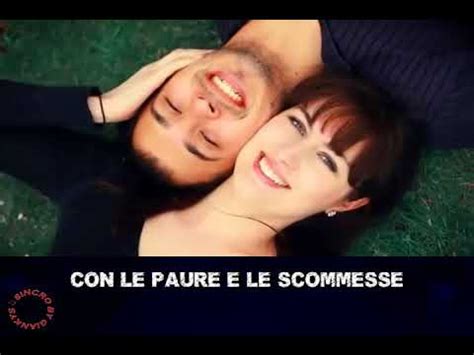 La stagione dell'amore viene e va, all'improvviso senza accorgerti, la vivrai, ti sorprenderà. Franco Battiato - La stagione dell'amore (karaoke - fair ...