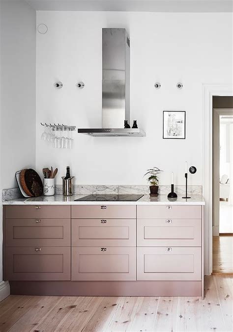 While spending more time at home, changing up the color of your kitchen cabinets can be a great way to mix things up and refresh a space that feels all too familiar these days. 25 Chic Ways To Rock Pink In Your Kitchen - DigsDigs