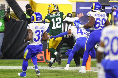 Packers Vs Rams Recap Green Bay Rolls Advances To Nfc Title Game