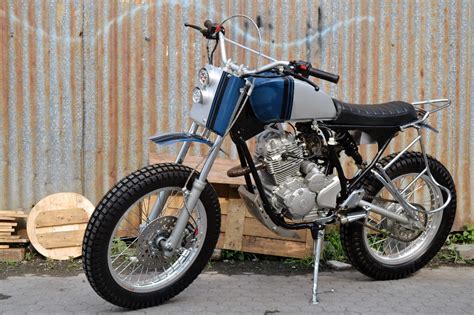 Bagaimana kabar kamu semua hari ini? Yamaha Scorpio Modif Cafe Racer - Pecinta Dunia Otomotif