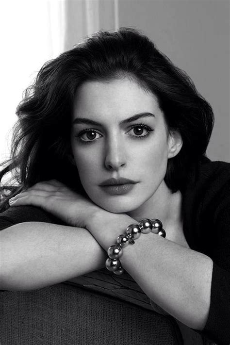 Pin By Harry Kmr On Women Power Portraits Anne Hathaway Celebrities Female Celebrities