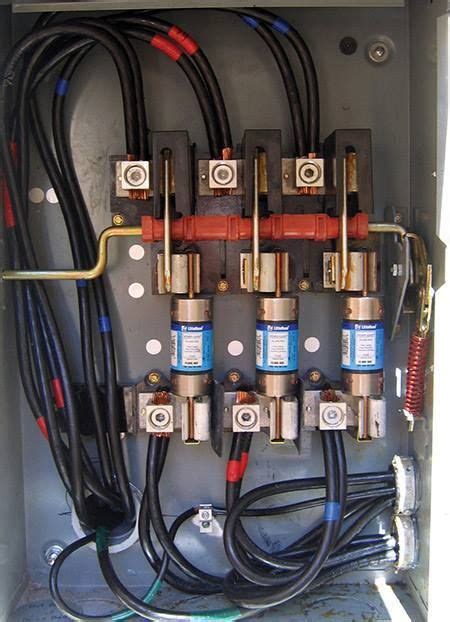A Fused 3 Phase Safety Switch Serves As The Pv Service Disconnect At A