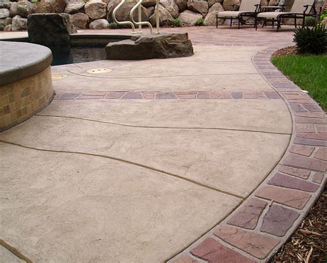 Tips To Hiring The Best Stamped Concrete Contractor Luci In Bici