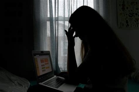 Police Are Receiving Four Calls A Week Reporting Sextortion In Northamptonshire