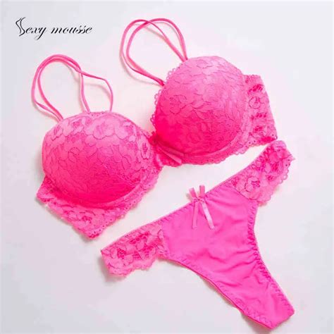 sexy mousse neon green lid set of underwear warm arm cotton women bra and thong set women lace