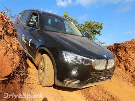 Bmw x3 (midsize / medium suv): BMW X3 Off-Road Capabilities Explored - DriveSpark Reviews