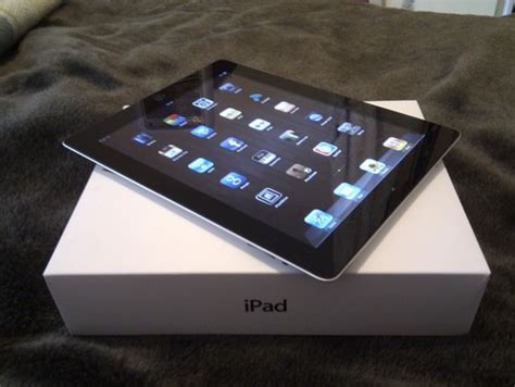 Best Buy Apple Ipad 2 16gb Wi Fi 3g Unlocked 97in Black